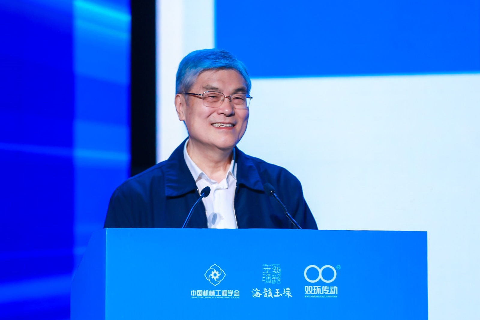 潘云鶴1.jpg
