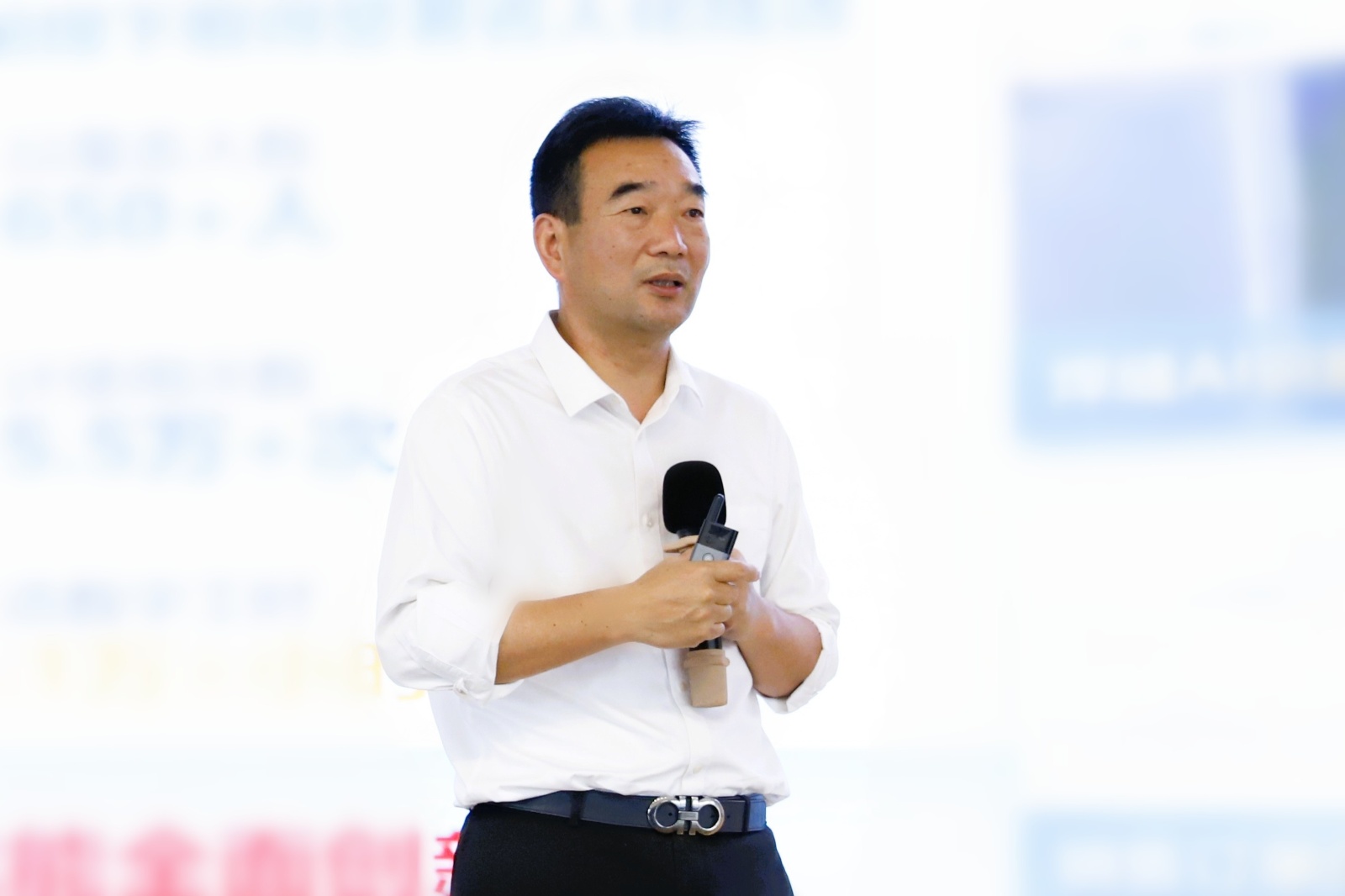 吳董2.JPG